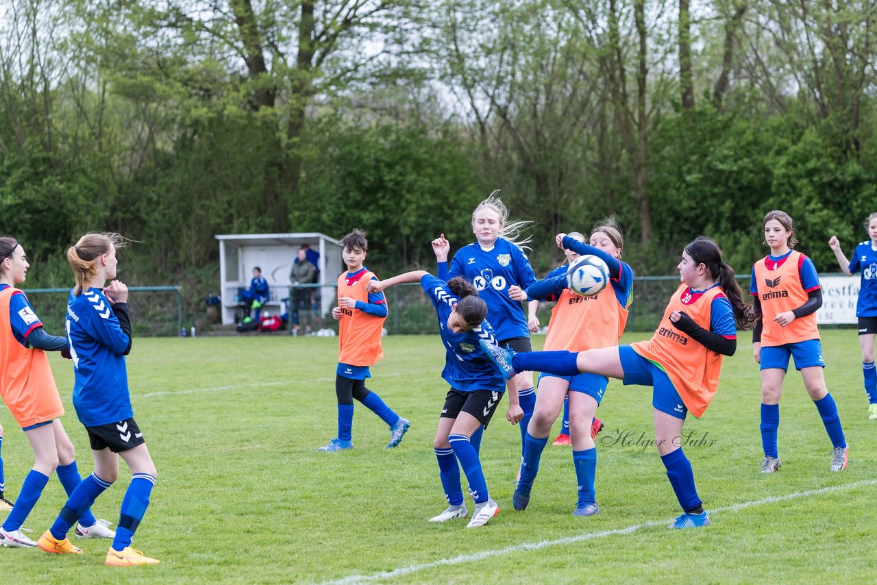 Bild 216 - wCJ VfL Pinneberg - Alstertal-Langenhorn : Ergebnis: 0:8